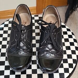 Dromedaris Black Leather Lace Shoes with Textured Toe Cap Size 36 (US Size 5.5)